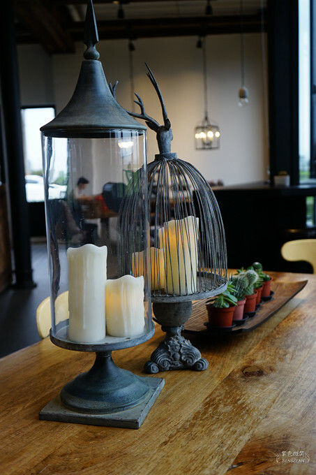 宜蘭縣頭城鎮黑宅咖啡Black House》隱身鄉間黑色外牆獨特與品味兼具的咖啡館