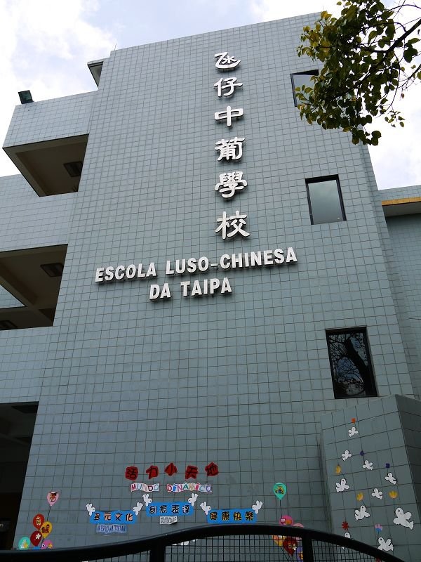 219684_1751076266160_5415483_o.jpg 219684_1751076266160_5415483_o.jpg