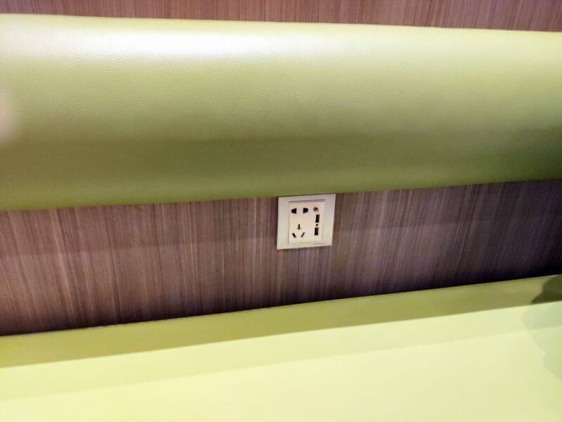 魔法咖哩 充電座