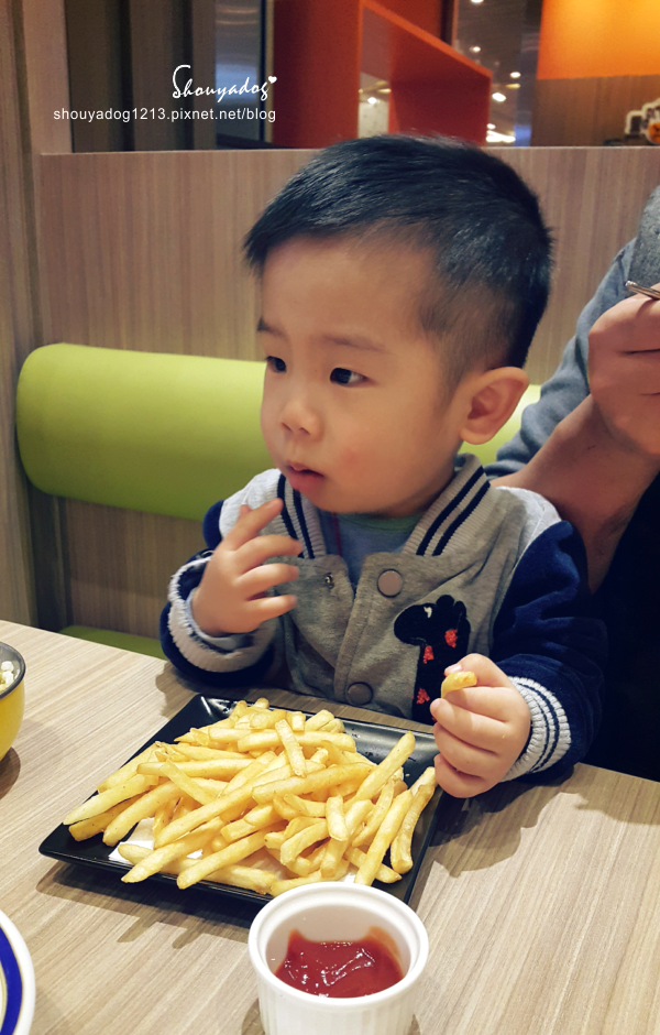 魔法咖哩(八德店)：【咖哩專賣】咖哩控必吃!! 免費無限續飯續醬的魔法咖哩-桃園八德店