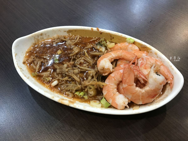 鮮記螃蟹海鮮粥(左營店):【高雄/食﹡左營】平民的超澎派海鮮粥.鮮記螃蟹海鮮粥(左營店)