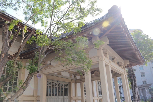 彰化武德殿：【彰化景點】彰化武德殿~日劇時代柔道與劍道的武道場/穿越時代劇/八卦山順遊