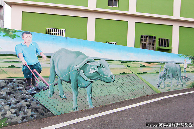 『彰化和美景點』卡里善之樹-為愛撐傘★熱門打卡秘境繽紛彩虹雨傘巷/卡里善之樹Rainbow House雨傘樹IG熱點