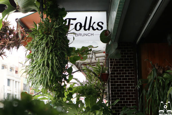 彰化早午餐folks招牌.jpg