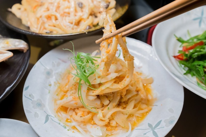 [東區居酒屋]激安の食事酒場（市府二號店）,明太子雞肉串3串100元,梅酒、清酒、啤酒限時無限暢飲,捷運市政府站1號出口 - 老莫 Say透透