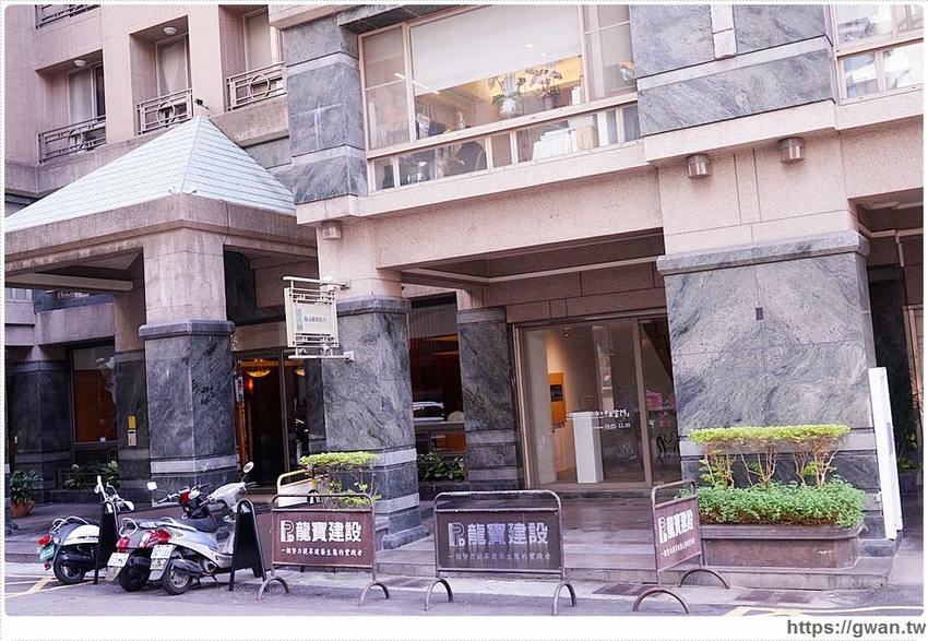 超逼真的柳川打卡牆居然藏在銀行裡？台中市區五個藝術亮點報你知，還可以免費看展覽喲~