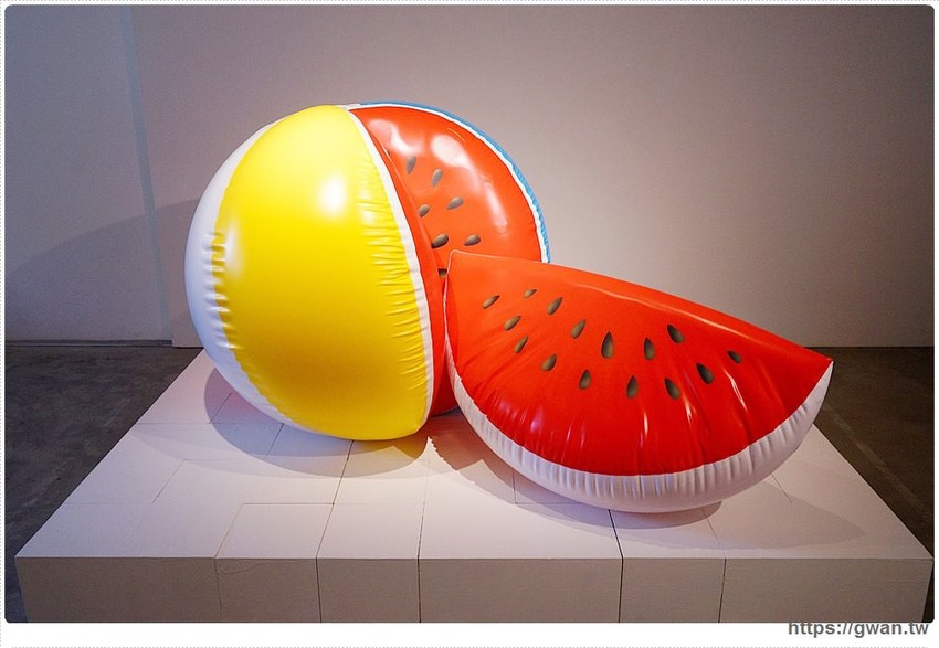 超逼真的柳川打卡牆居然藏在銀行裡？台中市區五個藝術亮點報你知，還可以免費看展覽喲~