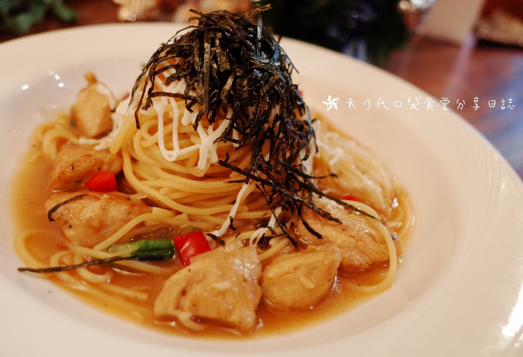 17-12-09-22-11-49-097_deco.jpg 17-12-09-22-11-49-097_deco.jpg