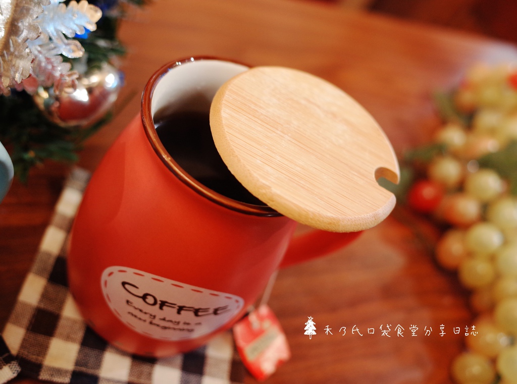 17-12-10-18-28-22-694_deco.jpg 17-12-10-18-28-22-694_deco.jpg