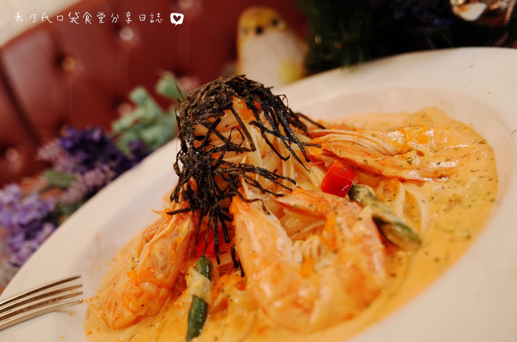 17-12-09-23-10-20-377_deco.jpg 17-12-09-23-10-20-377_deco.jpg