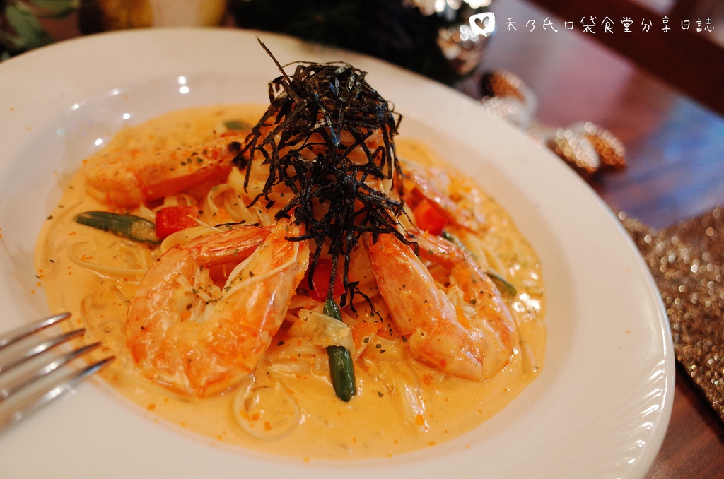 17-12-09-23-09-04-648_deco.jpg 17-12-09-23-09-04-648_deco.jpg