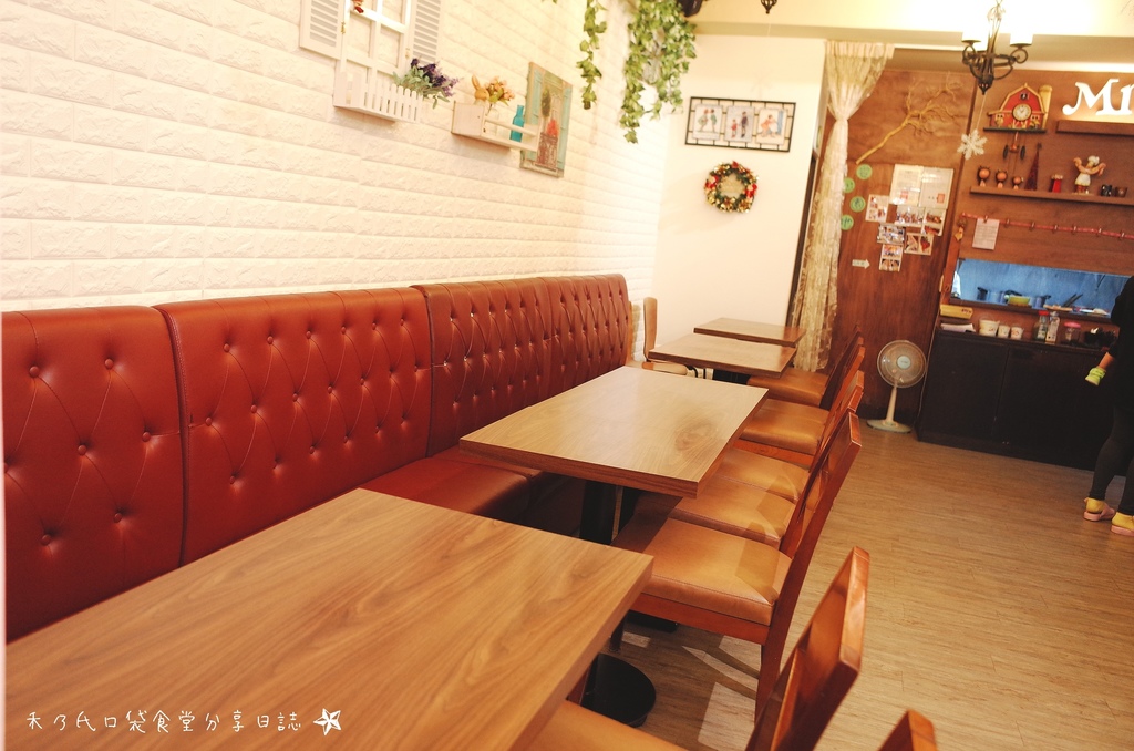 17-12-09-16-15-35-989_deco.jpg 17-12-09-16-15-35-989_deco.jpg