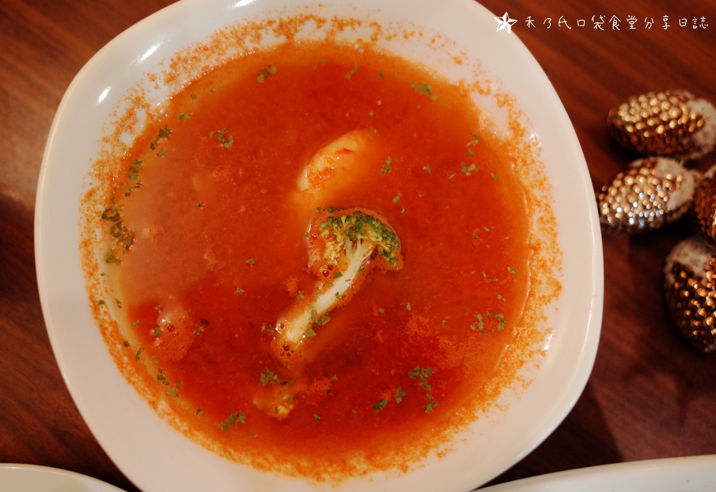 17-12-09-16-29-18-573_deco.jpg 17-12-09-16-29-18-573_deco.jpg