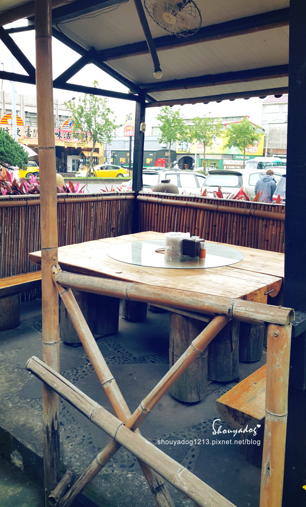 福哥石窯土雞(礁溪總店)：【台式合菜】廿年的烤雞功夫! 福哥石窯土雞-礁溪總店