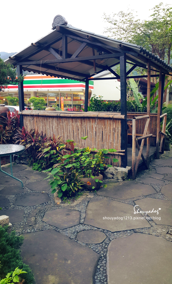 福哥石窯土雞(礁溪總店)：【台式合菜】廿年的烤雞功夫! 福哥石窯土雞-礁溪總店