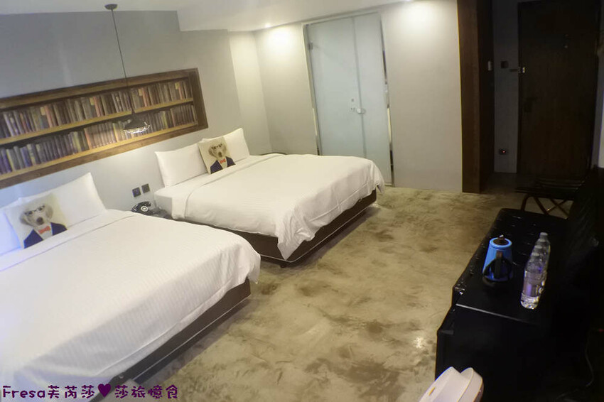 高雄飯店【帕鉑舍旅】高雄火車站斜對面／後驛商圈旁.優雅藝術的質感旅宿.房間大地點棒│家庭旅行│商務飯店