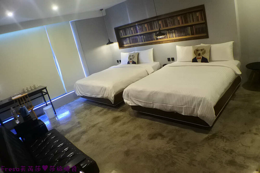 高雄飯店【帕鉑舍旅】高雄火車站斜對面／後驛商圈旁.優雅藝術的質感旅宿.房間大地點棒│家庭旅行│商務飯店