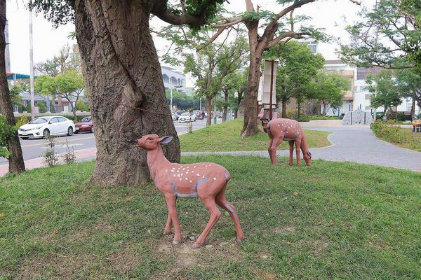 鹿港小鹿兒童公園：【彰化景點】彰化鹿港小鹿兒童公園/親子旅遊/沙坑、盪鞦韆、溜滑梯、小小攀岩、孩子的歡樂休憩遊樂區