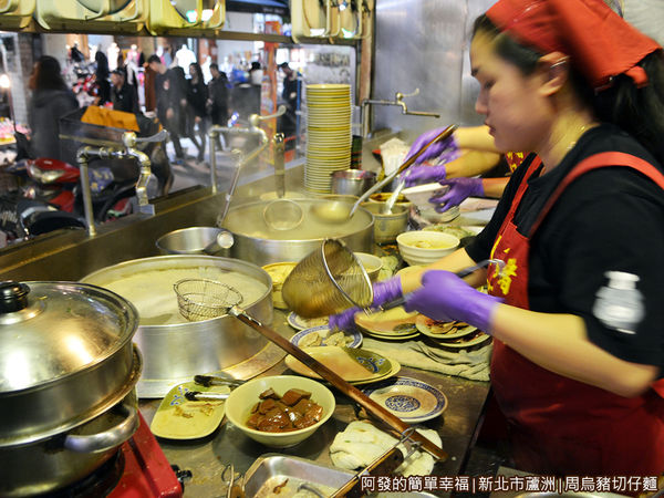 周烏豬切仔麵03-煮麵區