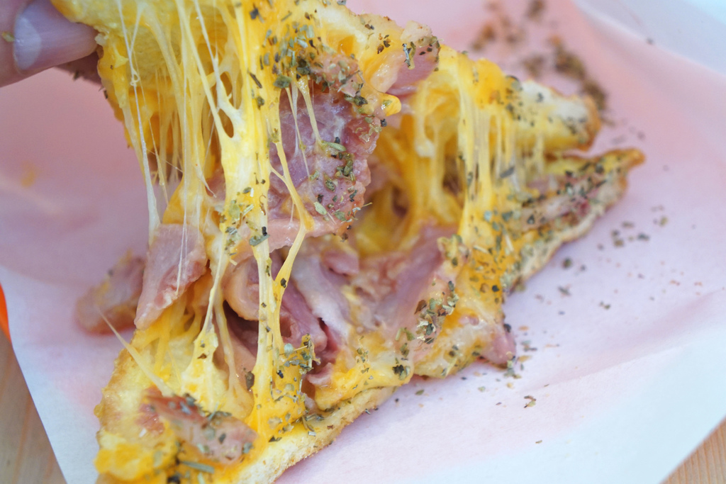 煙燻鴨腿烤乳酪三明治