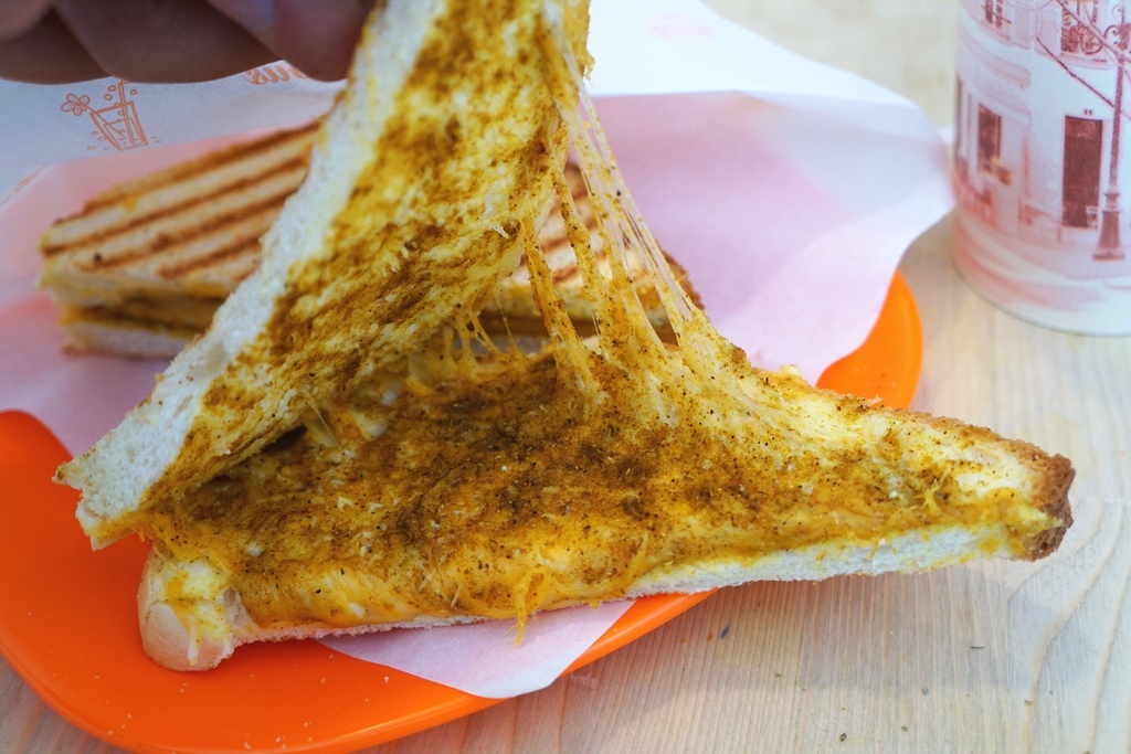 印度咖啡烤乳酪三明治