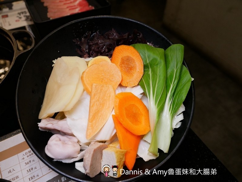 《新竹壽喜燒吃到飽餐廳》金大鋤壽喜燒(小蒙牛集團)。牛豬雞鴨蝦/蔬菜/甜品/飲料隨你點︱新竹車站附近晶品城購物廣場13樓(影片) 《新竹壽喜燒吃到飽餐廳》金大鋤壽喜燒(小蒙牛集團)。牛豬雞鴨蝦/蔬菜/甜品/飲料隨你點︱新竹車站附近晶品城購物廣場13樓(影片)