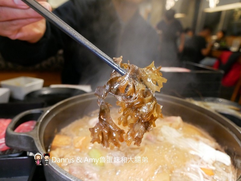 《新竹壽喜燒吃到飽餐廳》金大鋤壽喜燒(小蒙牛集團)。牛豬雞鴨蝦/蔬菜/甜品/飲料隨你點︱新竹車站附近晶品城購物廣場13樓(影片) 《新竹壽喜燒吃到飽餐廳》金大鋤壽喜燒(小蒙牛集團)。牛豬雞鴨蝦/蔬菜/甜品/飲料隨你點︱新竹車站附近晶品城購物廣場13樓(影片)