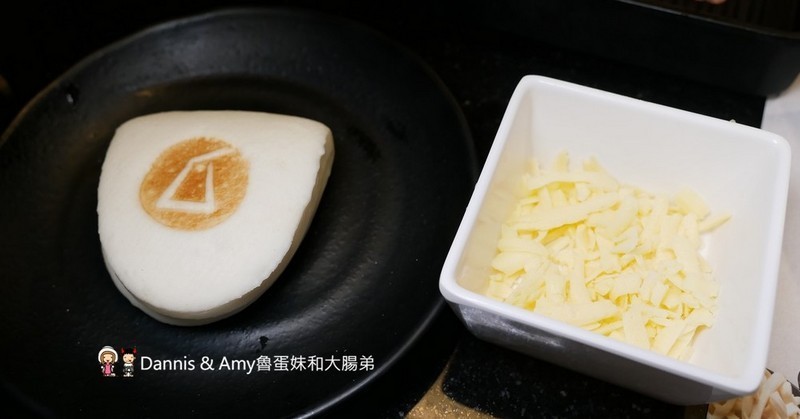 《新竹壽喜燒吃到飽餐廳》金大鋤壽喜燒(小蒙牛集團)。牛豬雞鴨蝦/蔬菜/甜品/飲料隨你點︱新竹車站附近晶品城購物廣場13樓(影片) 《新竹壽喜燒吃到飽餐廳》金大鋤壽喜燒(小蒙牛集團)。牛豬雞鴨蝦/蔬菜/甜品/飲料隨你點︱新竹車站附近晶品城購物廣場13樓(影片)