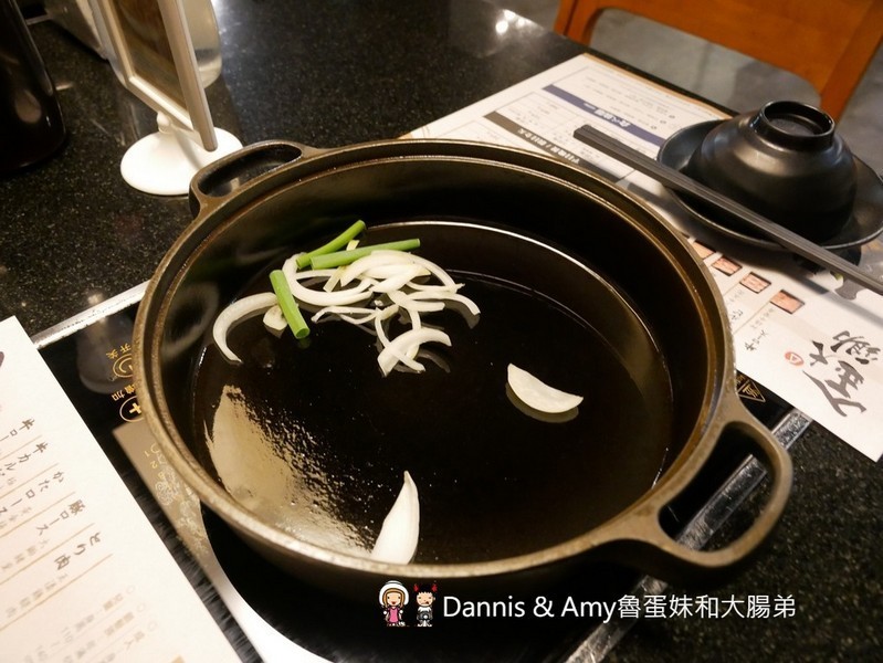 《新竹壽喜燒吃到飽餐廳》金大鋤壽喜燒(小蒙牛集團)。牛豬雞鴨蝦/蔬菜/甜品/飲料隨你點︱新竹車站附近晶品城購物廣場13樓(影片) 《新竹壽喜燒吃到飽餐廳》金大鋤壽喜燒(小蒙牛集團)。牛豬雞鴨蝦/蔬菜/甜品/飲料隨你點︱新竹車站附近晶品城購物廣場13樓(影片)