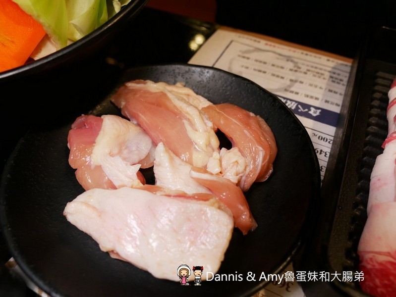 《新竹壽喜燒吃到飽餐廳》金大鋤壽喜燒(小蒙牛集團)。牛豬雞鴨蝦/蔬菜/甜品/飲料隨你點︱新竹車站附近晶品城購物廣場13樓(影片) 《新竹壽喜燒吃到飽餐廳》金大鋤壽喜燒(小蒙牛集團)。牛豬雞鴨蝦/蔬菜/甜品/飲料隨你點︱新竹車站附近晶品城購物廣場13樓(影片)