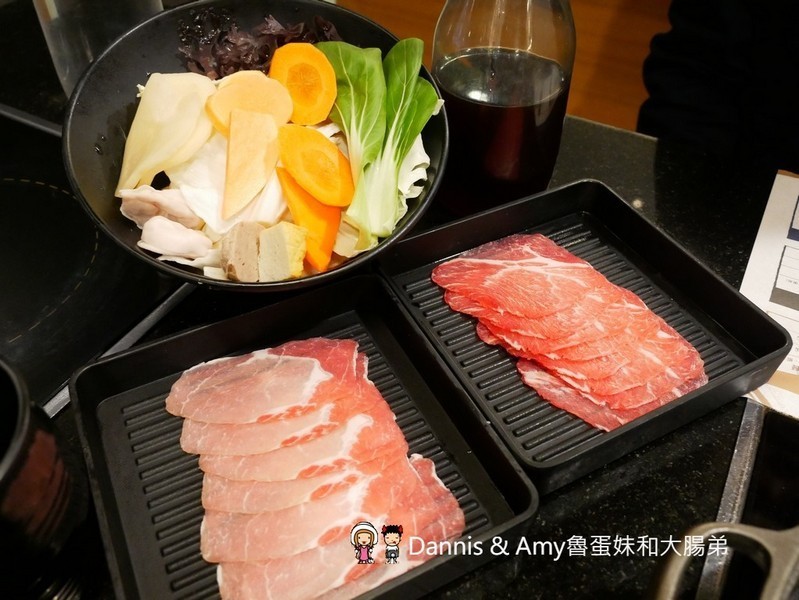 《新竹壽喜燒吃到飽餐廳》金大鋤壽喜燒(小蒙牛集團)。牛豬雞鴨蝦/蔬菜/甜品/飲料隨你點︱新竹車站附近晶品城購物廣場13樓(影片) 《新竹壽喜燒吃到飽餐廳》金大鋤壽喜燒(小蒙牛集團)。牛豬雞鴨蝦/蔬菜/甜品/飲料隨你點︱新竹車站附近晶品城購物廣場13樓(影片)