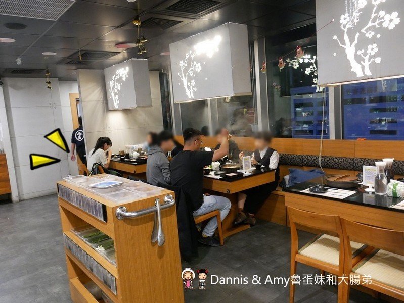 《新竹壽喜燒吃到飽餐廳》金大鋤壽喜燒(小蒙牛集團)。牛豬雞鴨蝦/蔬菜/甜品/飲料隨你點︱新竹車站附近晶品城購物廣場13樓(影片) 《新竹壽喜燒吃到飽餐廳》金大鋤壽喜燒(小蒙牛集團)。牛豬雞鴨蝦/蔬菜/甜品/飲料隨你點︱新竹車站附近晶品城購物廣場13樓(影片)