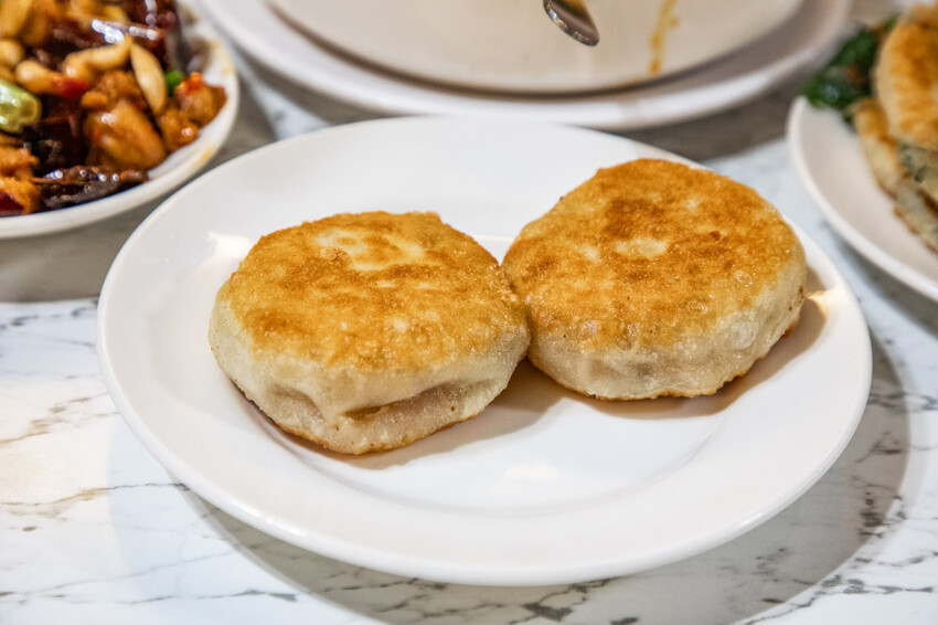 左營平價快炒推薦！四海一家吃飽又打包，到道地北平味。