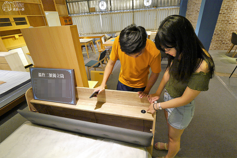 億家具倉庫批發(屏東店)