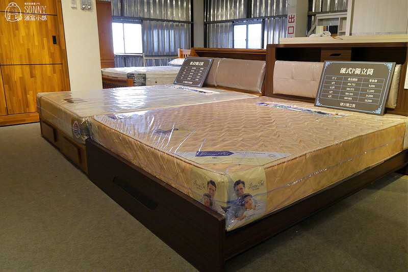 億家具倉庫批發(屏東店)