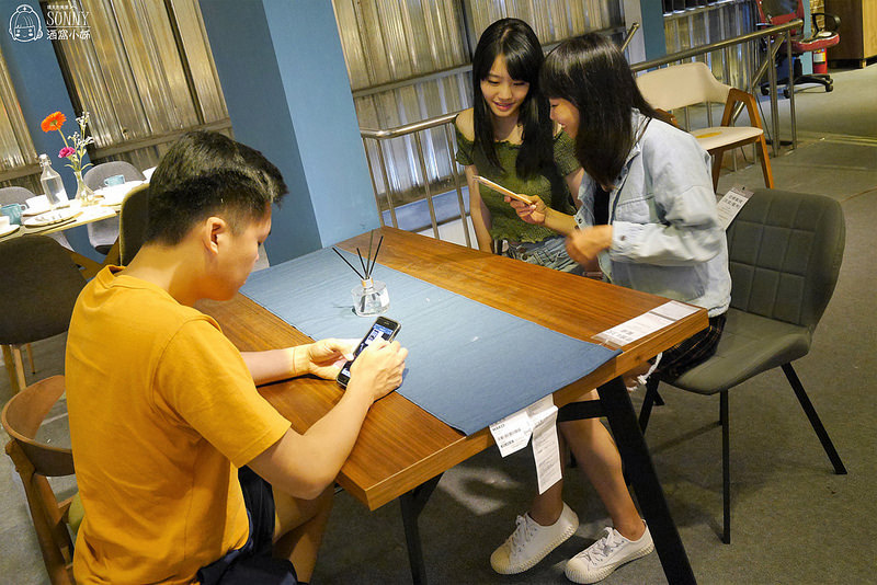 億家具倉庫批發(屏東店)