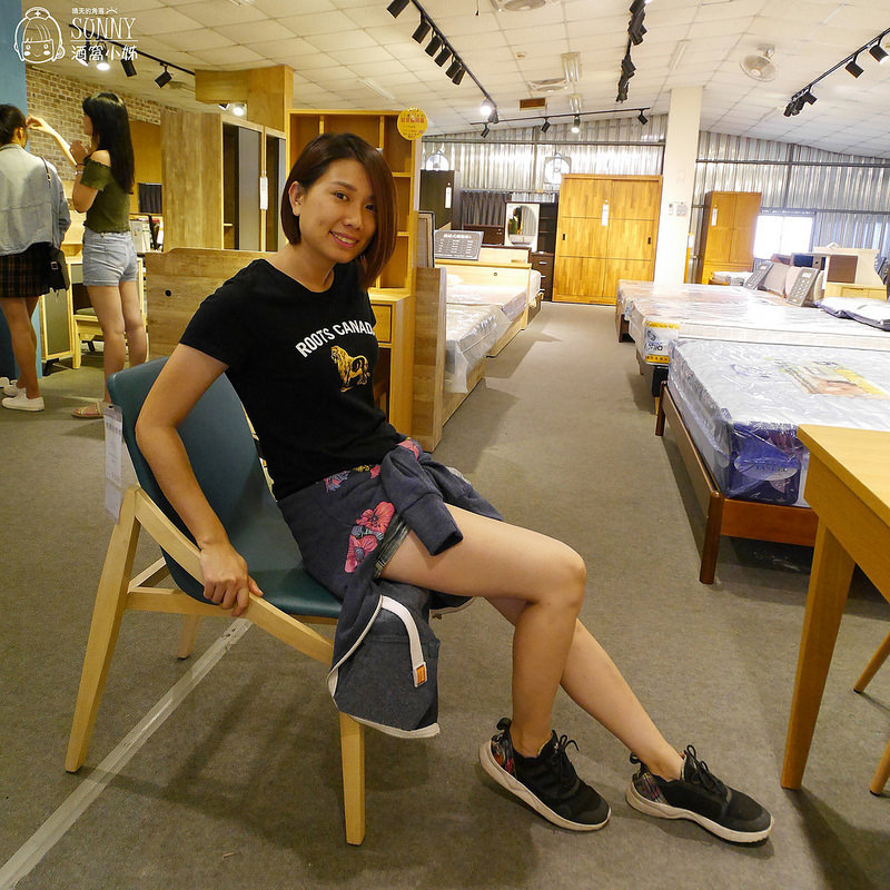 億家具倉庫批發(屏東店)