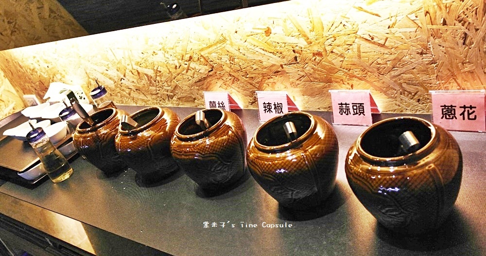 [台南麻豆區]極牛溫體牛肉火鍋-現點現切溫體牛肉片+牛骨煨製高湯底，威力太強大了!!