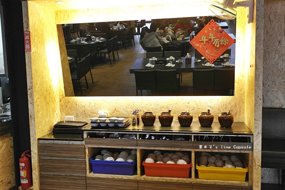 [台南麻豆區]極牛溫體牛肉火鍋-現點現切溫體牛肉片+牛骨煨製高湯底，威力太強大了!!