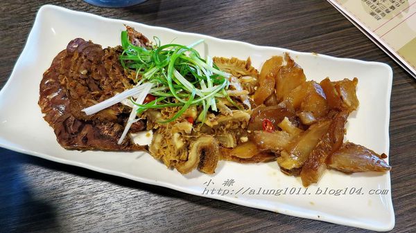 極牛溫體牛肉火鍋：哞~~~     ..極牛溫體牛肉火鍋      /愛評體驗團