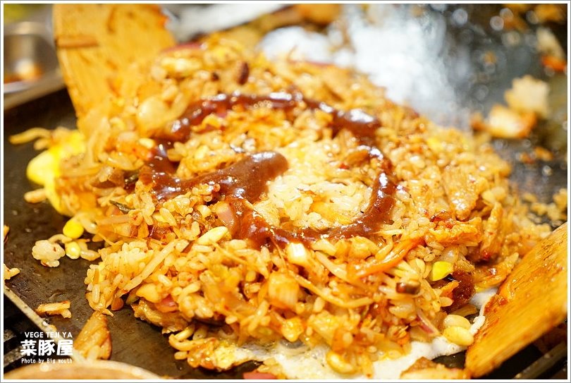 【台中美食】VEGE TEJI YA 菜豚屋‧來自日本、創意無限的生菜包肉!萬種吃法樂趣多!