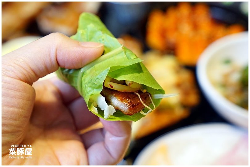 【台中美食】VEGE TEJI YA 菜豚屋‧來自日本、創意無限的生菜包肉!萬種吃法樂趣多!