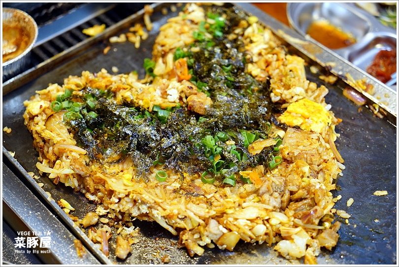 【台中美食】VEGE TEJI YA 菜豚屋‧來自日本、創意無限的生菜包肉!萬種吃法樂趣多!