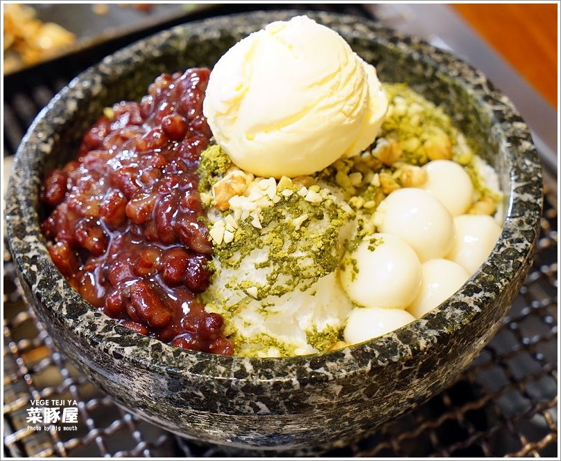 【台中美食】VEGE TEJI YA 菜豚屋‧來自日本、創意無限的生菜包肉!萬種吃法樂趣多!