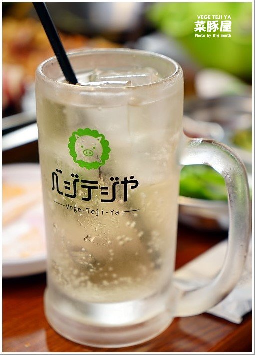 【台中美食】VEGE TEJI YA 菜豚屋‧來自日本、創意無限的生菜包肉!萬種吃法樂趣多!