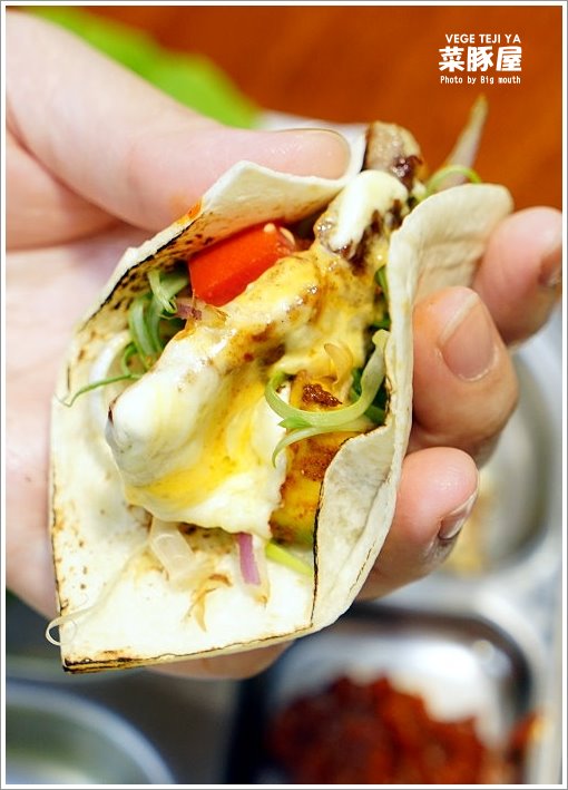 【台中美食】VEGE TEJI YA 菜豚屋‧來自日本、創意無限的生菜包肉!萬種吃法樂趣多!