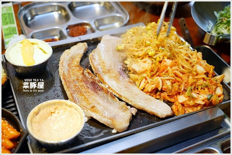 【台中美食】VEGE TEJI YA 菜豚屋‧來自日本、創意無限的生菜包肉!萬種吃法樂趣多!