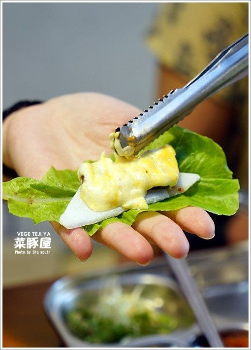 【台中美食】VEGE TEJI YA 菜豚屋‧來自日本、創意無限的生菜包肉!萬種吃法樂趣多!
