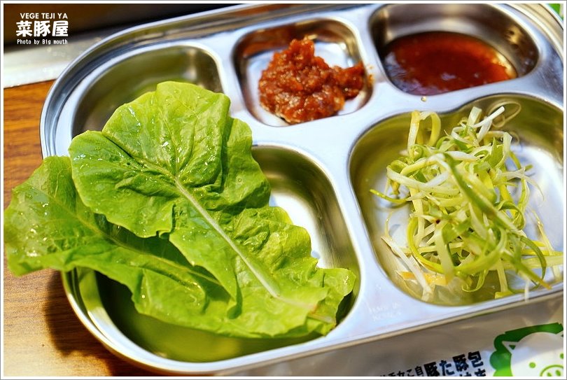 【台中美食】VEGE TEJI YA 菜豚屋‧來自日本、創意無限的生菜包肉!萬種吃法樂趣多!