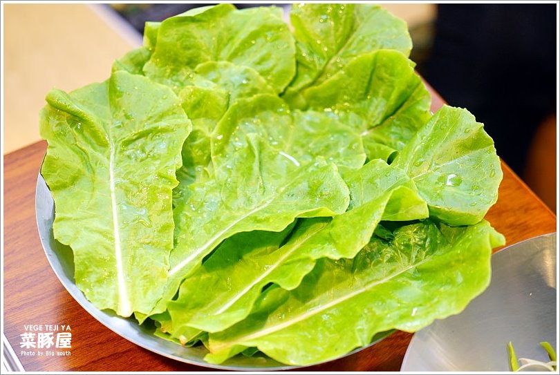 【台中美食】VEGE TEJI YA 菜豚屋‧來自日本、創意無限的生菜包肉!萬種吃法樂趣多!